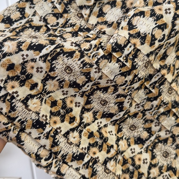 Anthropologie Pleated Puff-Sleeve Blouse – Size Small - Picture 6 of 8